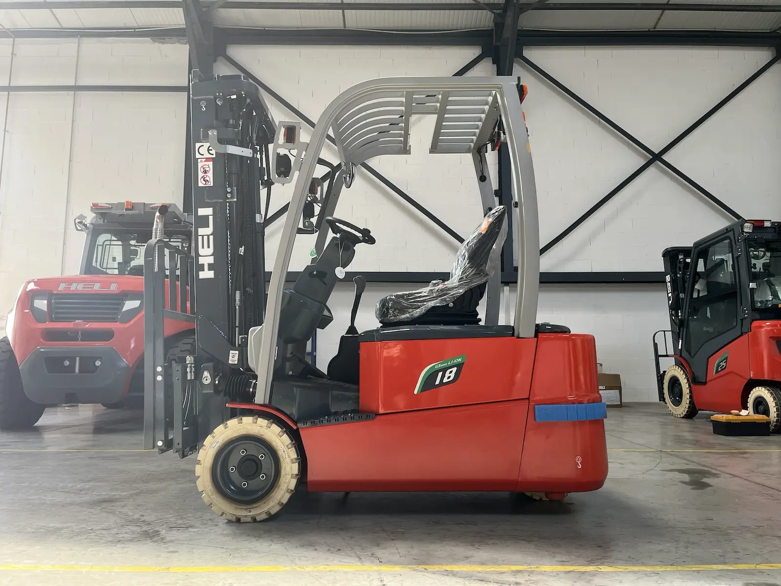 Stivuitor electric cu tracțiune duală 3 roți G3 / 1,5-2,0t