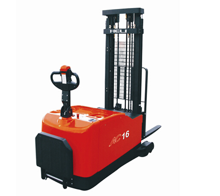 Transpaleta electrica cu catarg, contrabalansata, fara furci de sprijin model CPD16-D970